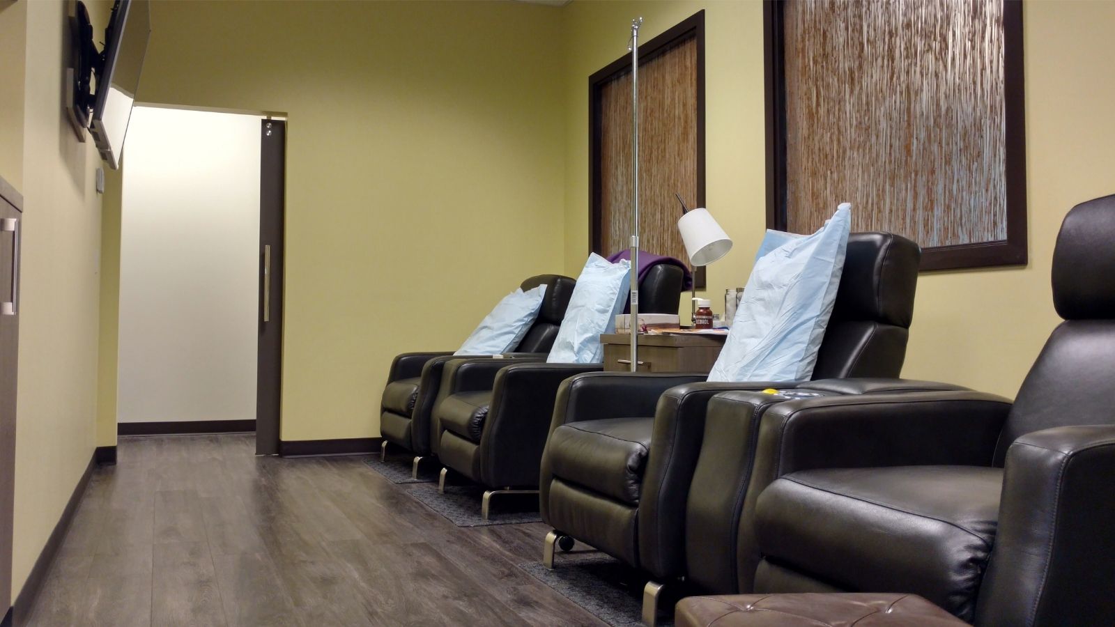 IV therapy suite at SCIMEDICA Health Group